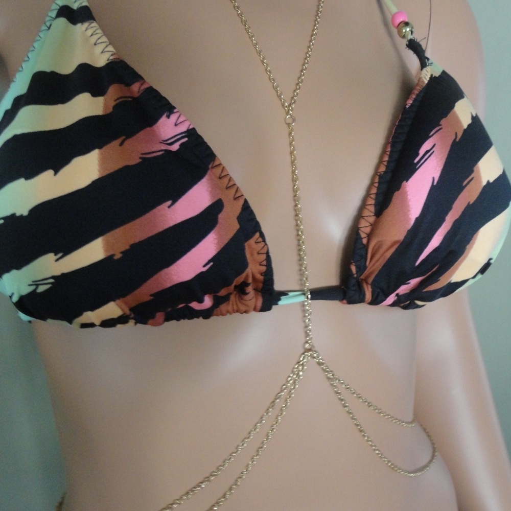 Chic Gold Body Chain - Picture 2 of 3
